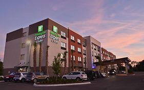 Holiday Inn Express & Suites - Orlando - Southeast By Ihg